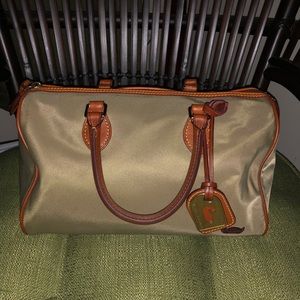 EUC Dooney & Bourke Bag In Tan